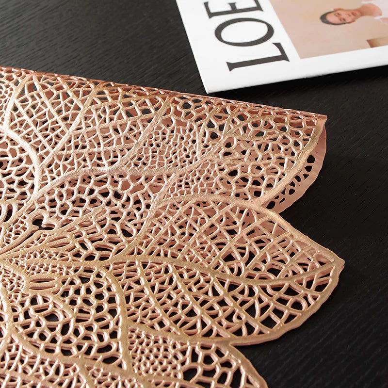 Caminho de mesa folhas / Meu Luxo