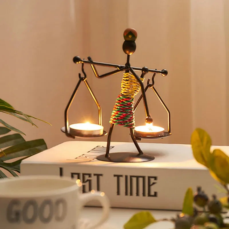 Handmade ferro castiçal, castiçal de metal vintage, artesanato criativo, suporte forjado em miniatura, decoração da sala de estar / Castiçal de Ferro Artesanal - Elegância Vintage / Meu Luxo